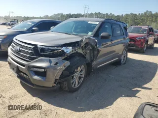 2021 Ford Explorer XLT z VIN 1FMSK7DH4MGA37508, wystawiony jako Copart lot #53284855 z przebiegiem 20 267 mil mil oraz Szkoda całkowita • Salvage title. Historia ofert i sprzedaży dostępna na DreamBid. Obrazek 1.