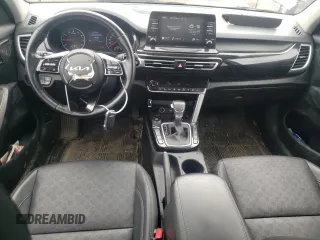 2022 Kia Seltos S with VIN KNDEUCAA7N7247811, listed as a Copart auction lot 57152425 with 67,827 mi miles and Salvage title. Bid and sale history available at DreamBid. Image 8.