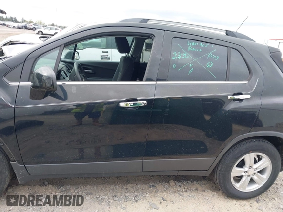 2017 Chevrolet Trax LT with VIN 3GNCJLSB3HL285082, listed as a IAAI auction lot 41934645 with 9,203 mi miles. Bid and sale history available at carsss.com. Image 15.