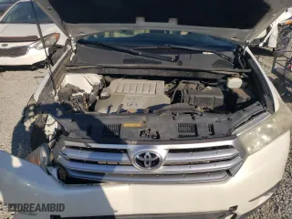2011 Toyota Highlander with VIN 5TDZK3EHXBS029782, listed as a Copart auction lot 46915215 with 201,564 mi miles and Salvage Title. Bid and sale history available at carsss.com. Image 12.
