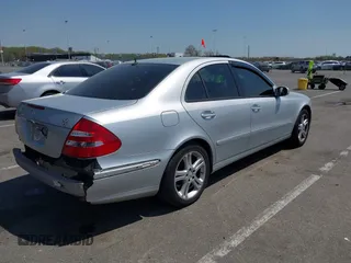 2006 Mercedes-Benz E 350 z VIN WDBUF56J36A954286, wystawiony jako IAAI lot #42116749 z przebiegiem 138 000 mil mil oraz . Historia ofert i sprzedaży dostępna na DreamBid. Obrazek 4.