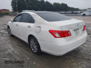 2007 Lexus ES 350 with VIN JTHBJ46G872018230, listed as a IAAI auction lot 42027229 with 307,431 mi miles. Bid and sale history available at carsss.com. Image 3.