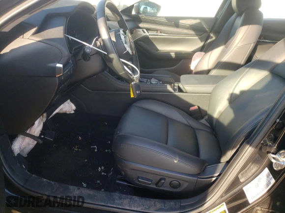 2021 Mazda 3 2.5 Turbo with VIN 3MZBPBAY1MM250450, listed as a Copart auction lot 68463304 with 11,594 mi miles and Salvage Title. Bid and sale history available at DreamBid. Image 7.