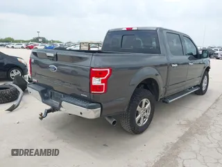 2018 Ford F-150 XL z VIN 1FTEW1EGXJKD18696, wystawiony jako IAAI lot #42128458 z przebiegiem 80 811 mil mil oraz . Historia ofert i sprzedaży dostępna na DreamBid. Obrazek 4.