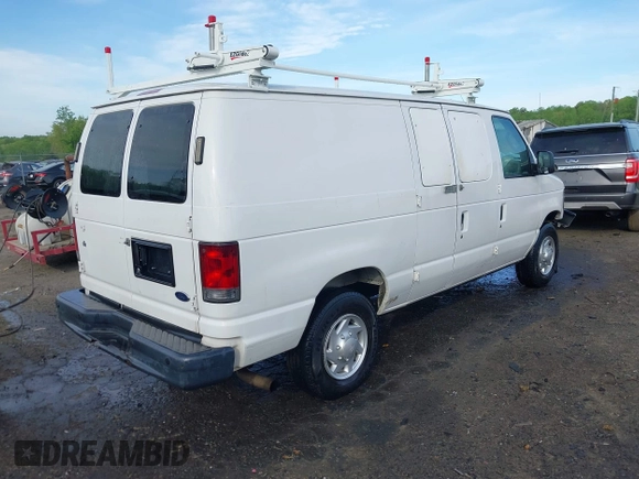 2011 Ford Econoline Cargo Commercial z VIN 1FTNE2EL6BDB35128, wystawiony jako IAAI lot #42088056 z przebiegiem 146 609 mil mil oraz . Historia ofert i sprzedaży dostępna na DreamBid. Obrazek 4.