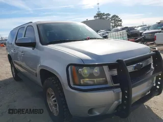 2011 Chevrolet Suburban LS with VIN 1GNWKLEG1BR365577, listed as a IAAI auction lot 41642547 with 229,922 mi miles. Bid and sale history available at carsss.com. Image 1.