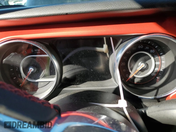 2021 Jeep Gladiator Rubicon с VIN 1C6JJTBM6ML522405, выставлен на аукционе Copart как лот 73880024 с пробегом Не указан миль и На запчасти • Non repairable. История ставок и продаж доступна на DreamBid. Изображение 9.