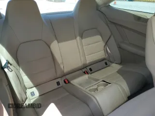 2012 Mercedes-Benz C 250 z VIN WDDGJ4HB9CF849348, wystawiony jako Copart lot #56346295 z przebiegiem 86 160 mil mil oraz Szkoda całkowita • Salvage title. Historia ofert i sprzedaży dostępna na DreamBid. Obrazek 10.