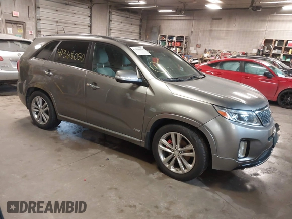 2015 Kia Sorento SX with VIN 5XYKWDA74FG617737, listed as a IAAI auction lot 41368050 with 96,763 mi miles. Bid and sale history available at carsss.com. Image 1.