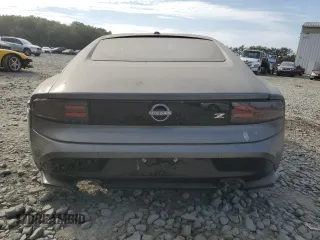 2024 Nissan Z Sport z VIN JN1BZ4AH7RM362538, wystawiony jako Copart lot #71589374 z przebiegiem Nie podano mil oraz Szkody całkowita. Historia ofert i sprzedaży dostępna na DreamBid. Obrazek 6.