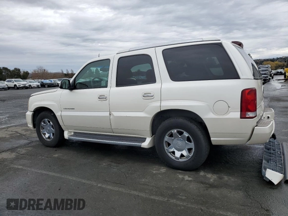 2003 Cadillac Escalade z VIN 1GYEC63T93R208877, wystawiony jako Copart lot #83894424 z przebiegiem 160 530 mil mil oraz Szkoda całkowita • Salvage title. Historia ofert i sprzedaży dostępna na DreamBid. Obrazek 2.