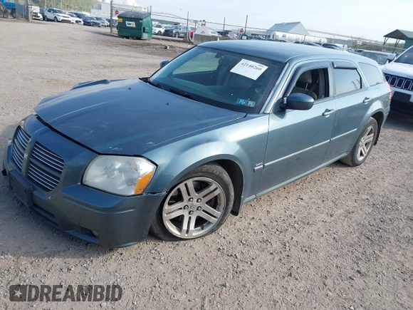 2005 Dodge Magnum RT z VIN 2D8GV58225H549030, wystawiony jako IAAI lot #42140260 z przebiegiem 62 273 mil mil oraz . Historia ofert i sprzedaży dostępna na DreamBid. Obrazek 2.