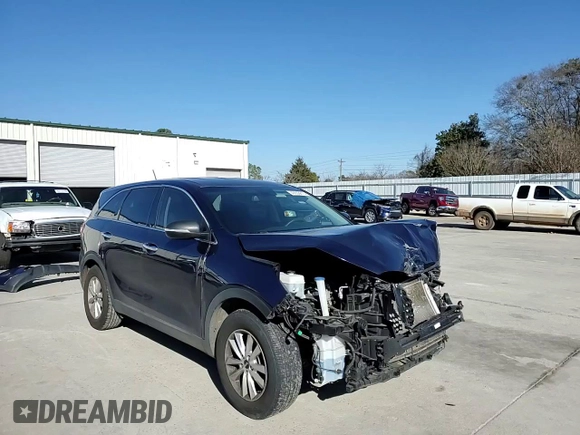 2019 Kia Sorento LX with VIN 5XYPG4A32KG507991, listed as a Copart auction lot 43658875 with 106,383 mi miles and Salvage Title. Bid and sale history available at carsss.com. Image 10.