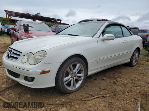 2008 Mercedes-Benz CLK-Class 3.5L with VIN WDBTK56F58T090092, listed as a Copart auction lot 56253453 with 27,038 mi miles and Non Repairable. Bid and sale history available at carsss.com. Image 1.