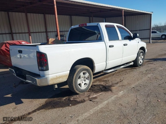 2005 Dodge Ram 1500 SLT with VIN 1D7HA18N45J500207, listed as a IAAI auction lot 41208681 with 171,279 mi miles. Bid and sale history available at carsss.com. Image 4.