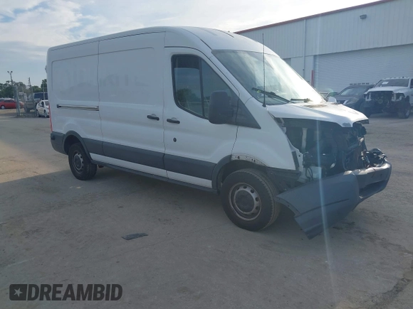 2017 Ford Transit z VIN 1FTYR2CM7HKA44743, wystawiony jako IAAI lot #42772811 z przebiegiem 248 348 mil mil oraz . Historia ofert i sprzedaży dostępna na DreamBid. Obrazek 1.