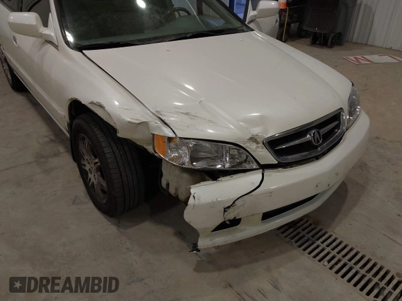 2001 Acura TL with VIN 19UUA56691A034068, listed as a IAAI auction lot 41834708 with 131,288 mi miles. Bid and sale history available at carsss.com. Image 6.