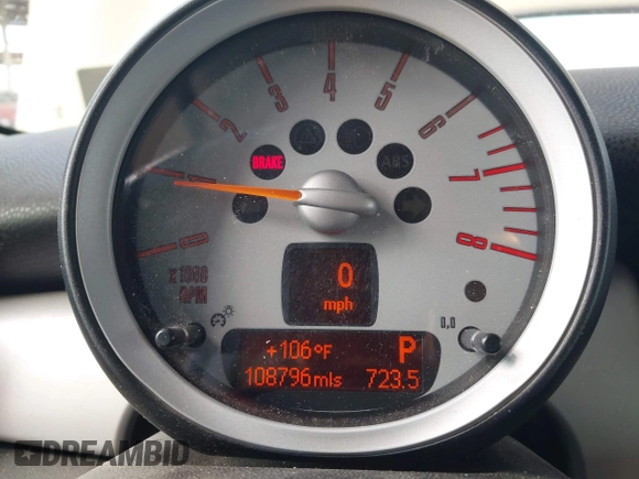 2010 MINI Hardtop with VIN WMWMF3C53ATZ25765, listed as a IAAI auction lot 42805681 with 108,796 mi miles and . Bid and sale history available at DreamBid. Image 7.