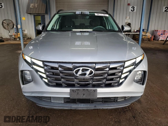 2024 Hyundai Tucson SEL with VIN 5NMJBCDE8RH339222, listed as a Copart auction lot 41909815 with 19,960 mi miles and Clean Title. Bid and sale history available at carsss.com. Image 5.