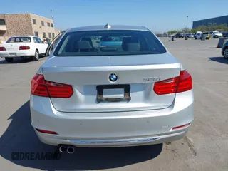 2014 BMW 3 Series 328i z VIN WBA3C1C52EK108811, wystawiony jako IAAI lot #42213041 z przebiegiem 65 634 mil mil oraz . Historia ofert i sprzedaży dostępna na DreamBid. Obrazek 16.