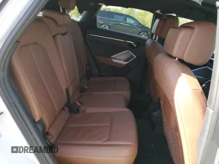 2023 Audi Q3 S line Premium Plus z VIN WA1EECF36P1089887, wystawiony jako Copart lot #53173345 z przebiegiem 31 274 mil mil oraz Szkody całkowita. Historia ofert i sprzedaży dostępna na DreamBid. Obrazek 11.