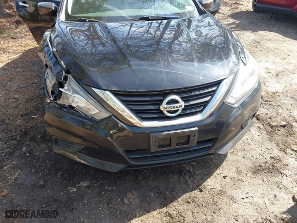 2017 Nissan Altima 2.5 SR with VIN 1N4AL3AP7HC236587, listed as a IAAI auction lot 41591452 with 101,429 mi miles. Bid and sale history available at carsss.com. Image 6.