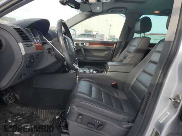 2007 Volkswagen Touareg V6 with VIN WVGZE77L57D000382, listed as a Copart auction lot 41463895 with 140,961 mi miles and Salvage Title. Bid and sale history available at DreamBid. Image 7.