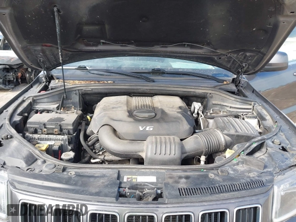 2015 Jeep Grand Cherokee Laredo with VIN 1C4RJFAG6FC140581, listed as a IAAI auction lot 41869952 with 193,295 mi miles. Bid and sale history available at carsss.com. Image 10.