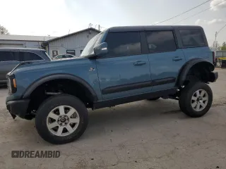 2022 Ford Bronco with VIN 1FMDE5DH3NLB05164, listed as a Copart auction lot 54131195 with 29,052 mi miles and Salvage title. Bid and sale history available at DreamBid. Image 1.