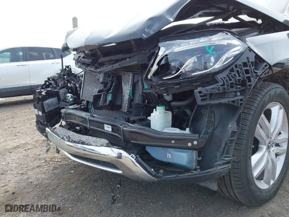 2018 Mercedes-Benz GLS with VIN 4JGDF6EE6JB152874, listed as a IAAI auction lot 41742681 with 31,494 mi miles. Bid and sale history available at carsss.com. Image 20.