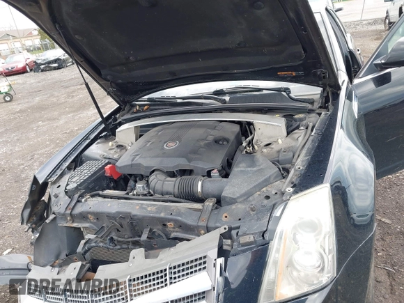2011 Cadillac CTS z VIN 1G6DC5EY9B0153096, wystawiony jako IAAI lot #42146595 z przebiegiem 148 990 mil mil oraz . Historia ofert i sprzedaży dostępna na DreamBid. Obrazek 10.