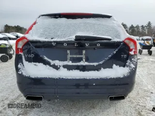 2017 Volvo V60 Premier with VIN YV140MEK7H1368100, listed as a Copart auction lot 41740035 with 62,146 mi miles and Salvage Title. Bid and sale history available at carsss.com. Image 6.