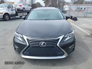 2018 Lexus ES with VIN 58ABK1GG0JU088946, listed as a IAAI auction lot 41720270 with 154,064 mi miles. Bid and sale history available at carsss.com. Image 12.