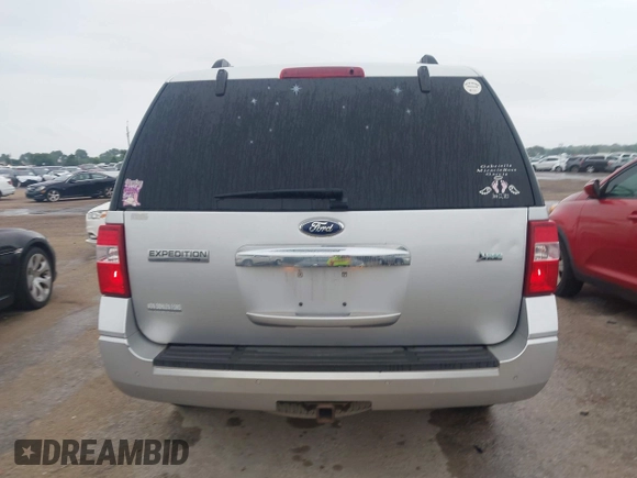 2014 Ford Expedition XLT with VIN 1FMJU1H58EEF65794, listed as a IAAI auction lot 42421781 with 151,867 mi miles and . Bid and sale history available at DreamBid. Image 16.