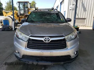 2015 Toyota Highlander Limited with VIN 5TDDKRFH8FS138811, listed as a Copart auction lot 62999715 with 85,853 mi miles and Salvage title. Bid and sale history available at DreamBid. Image 5.