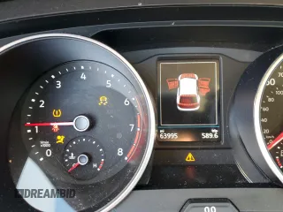 2018 Volkswagen Tiguan SEL z VIN 3VV3B7AX3JM047891, wystawiony jako Copart lot #41615545 z przebiegiem 63 995 mil mil oraz Szkoda całkowita • Salvage title. Historia ofert i sprzedaży dostępna na DreamBid. Obrazek 9.