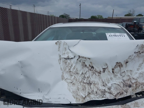 2010 Toyota Corolla with VIN 2T1BU4EE8AC487402, listed as a IAAI auction lot 41981911 with Not provided miles and . Bid and sale history available at DreamBid. Image 10.