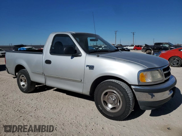 1998 Ford F-150 z VIN 1FTZF1762WKA87421, wystawiony jako Copart lot #86973334 z przebiegiem 217 978 mil mil oraz Szkoda całkowita • Salvage title. Historia ofert i sprzedaży dostępna na DreamBid. Obrazek 4.