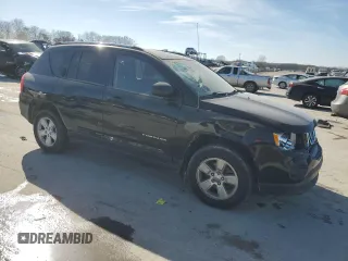 2013 Jeep Compass Sport with VIN 1C4NJCBAXDD250709, listed as a Copart auction lot 46502665 with 127,789 mi miles and Clean Title. Bid and sale history available at carsss.com. Image 4.