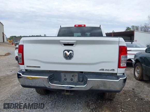 2021 Ram 2500 Big Horn z VIN 3C6UR5DL7MG542617, wystawiony jako IAAI lot #41614844 z przebiegiem 66 869 mil mil oraz . Historia ofert i sprzedaży dostępna na DreamBid. Obrazek 16.