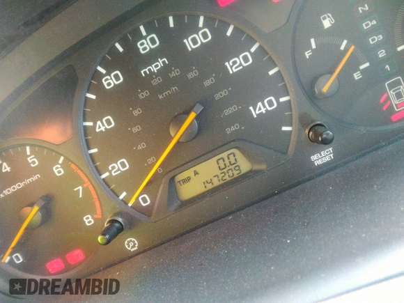 2000 Honda Accord LX z VIN 1HGCG1649YA000482, wystawiony jako IAAI lot #41679083 z przebiegiem 147 209 mil mil oraz . Historia ofert i sprzedaży dostępna na DreamBid. Obrazek 7.