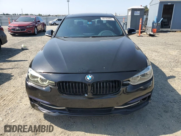 2018 BMW 3 Series 330i with VIN WBA8B9G52JNU98674, listed as a Copart auction lot 59783985 with 77,712 mi miles and Clean title. Bid and sale history available at DreamBid. Image 5.