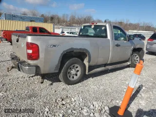 2008 Chevrolet Silverado 1500 Work Truck with VIN 1GCEK14X58Z146883, listed as a Copart auction lot 43907395 with 200,532 mi miles and Salvage Title. Bid and sale history available at carsss.com. Image 3.