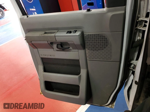 2013 Ford Econoline Cargo Commercial with VIN 1FTNE2EL5DDB27606, listed as a IAAI auction lot 42734078 with 122,369 mi miles and . Bid and sale history available at DreamBid. Image 12.