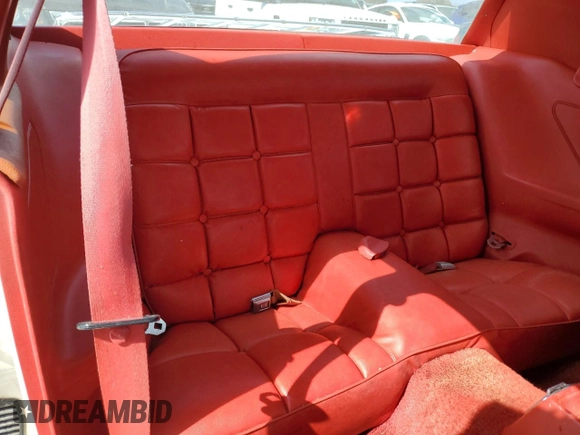 1977 Ford Mustang z VIN 7F04Z150204, wystawiony jako Copart lot #77276344 z przebiegiem 94 802 mil mil oraz Szkoda całkowita • Salvage title. Historia ofert i sprzedaży dostępna na DreamBid. Obrazek 10.