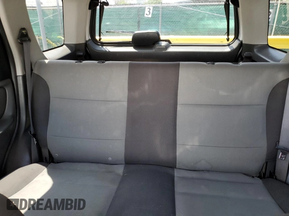 2004 Ford Escape XLS with VIN 1FMCU92114DA15564, listed as a Copart auction lot 59358015 with 186,135 mi miles and Salvage title. Bid and sale history available at DreamBid. Image 10.