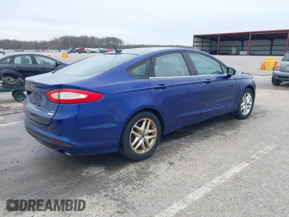 2013 Ford Fusion SE with VIN 3FA6P0HR5DR179060, listed as a IAAI auction lot 41945745 with 151,991 mi miles. Bid and sale history available at carsss.com. Image 4.