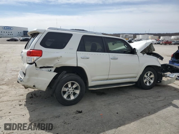 2013 Toyota 4Runner SR5 with VIN JTEZU5JR7D5048623, listed as a Copart auction lot 48212605 with 133,490 mi miles and Salvage Title. Bid and sale history available at DreamBid. Image 3.