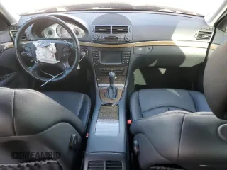 2007 Mercedes-Benz E-Class 3.5L with VIN WDBUF56X47B084760, listed as a Copart auction lot 84942024 with 117,213 mi miles and Salvage Title. Bid and sale history available at carsss.com. Image 8.