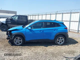 2022 Hyundai Kona SEL with VIN KM8K62AB0NU900007, listed as a IAAI auction lot 41700653 with 31,463 mi miles and . Bid and sale history available at carsss.com. Image 15.